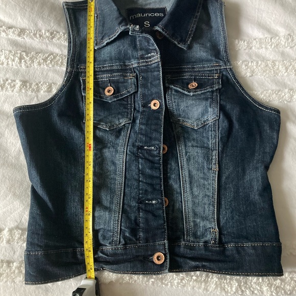 Maurices Cropped Denim Vest - Picture 11 of 12